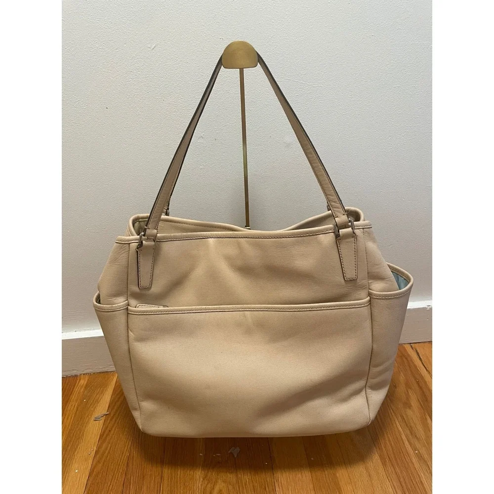 Coach Beige Diaper Bag Crossgrain Leather Silver Hardware Style 26353
